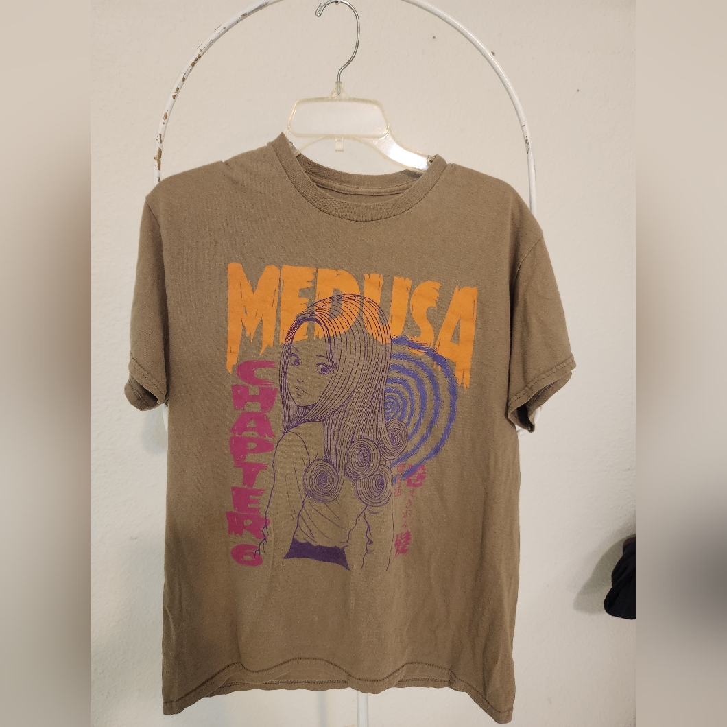 Uzumaki Manga Tee Junji Ito Medusa Chapter 6 Horror Art T-Shirt Men's Size M